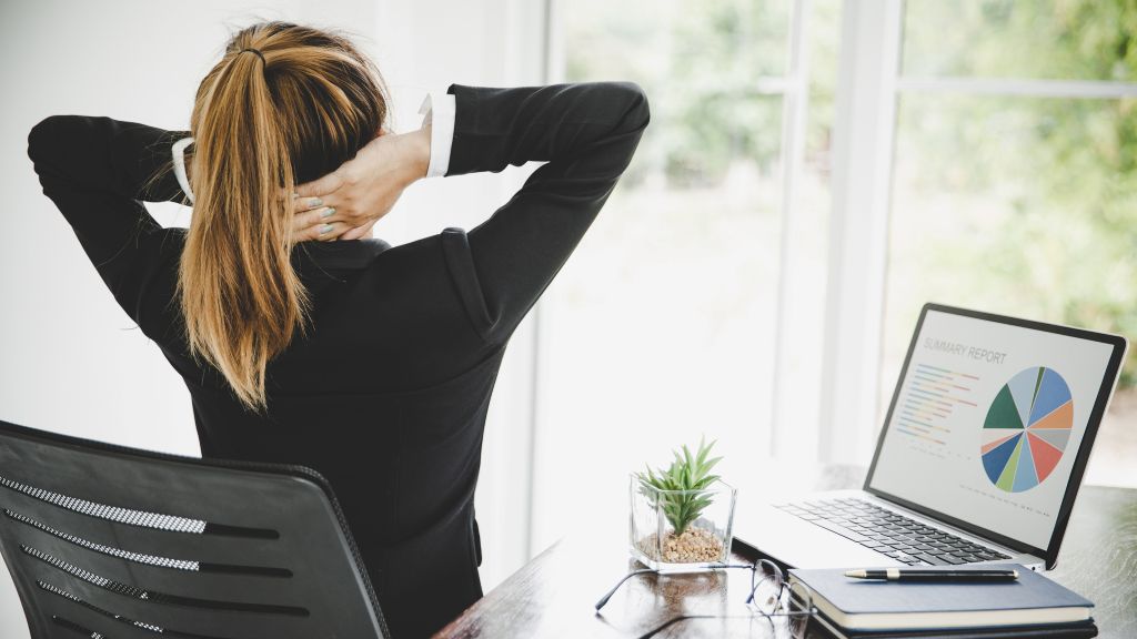 Đau mỏi lưng và đau mỏi vai gáy không phải vấn đề của riêng ai